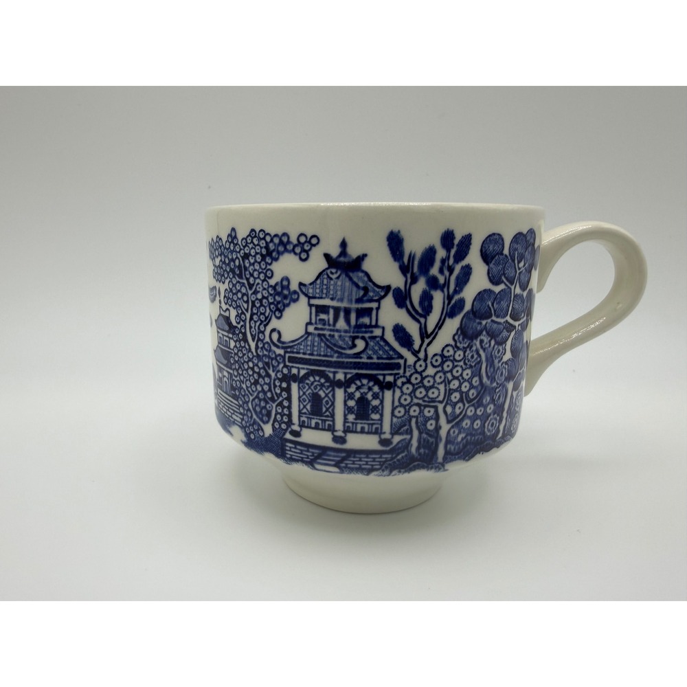 Churchill England Blue Willow Tea‎ Cups Set of 2 Blue White Chinoiserie 3in